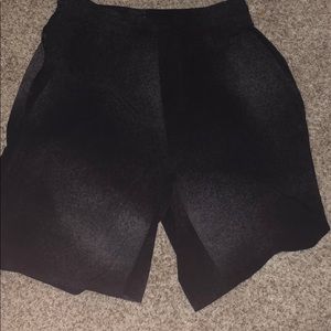 Lululemon Pace Breaker 9” Linerless Shorts (M)